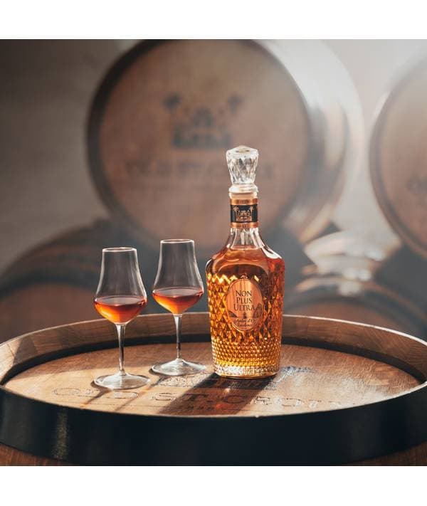 Old St. Croix Non Plus Ultra Ambre d'Or Excellence 42,0% 0,7 l - náhled 2